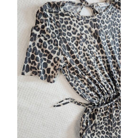 Bibi Womens Animal Print Keyhole‎ Back Short Sleeve Romper Cream Black Large - Picture 2 of 7